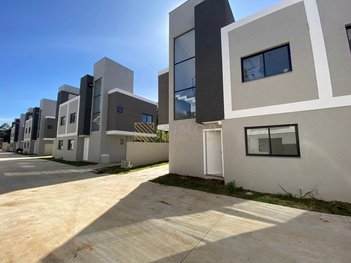 house em Rua Rodolfo Bernardelli, Uberaba - Curitiba - PR