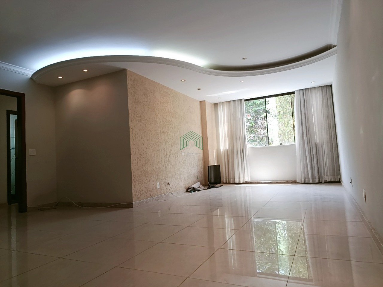 Apartamento com 3 quartos — Fernão Dias, Belo Horizonte