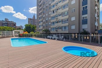 apartment em Professor Freitas Cabral, Jardim Botânico - Porto Alegre - RS