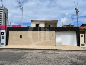 house em Rua Vereador João Calazans, Treze de Julho - Aracaju - SE