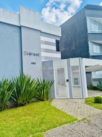 house em Rua Doutor Emílio Ataliba Finger, Colina Sorriso - Caxias do Sul - RS