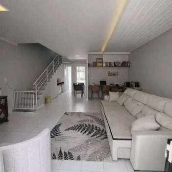 house em Rua Valdevino Vieira Cordeiros, Ressacada - Itajaí - SC