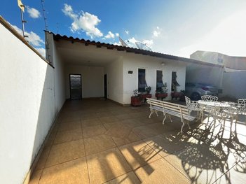 house em Rua Dallas, Lima Azevedo - Londrina - PR