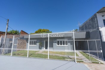 house em Rua Pandiá Calógeras, Niterói - Canoas - RS