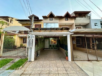 house em Rua Azise Pedro Falcão, Hípica - Porto Alegre - RS