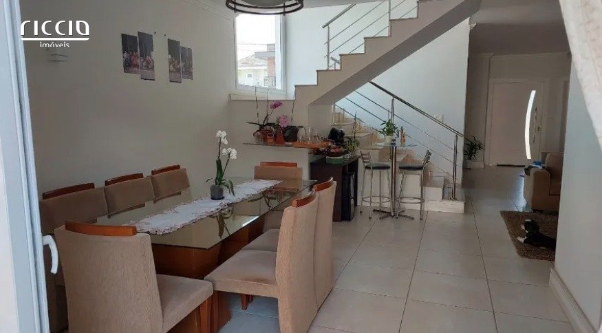 ebf2d5c1-e2be-4384-b24d-19efc0735d66