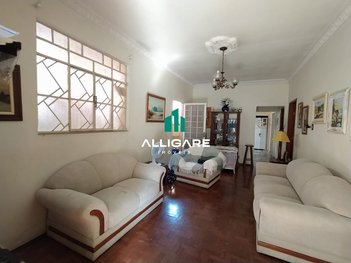 house em Rua Coronel Porfírio Ribeiro de Andrade, Centro - Pouso Alegre - MG
