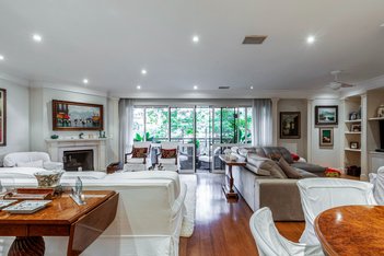 apartment em Rua Joaquim Cândido de Azevedo Marques, Vila Morumbi - São Paulo - SP