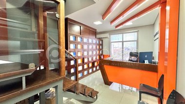 office em Avenida Assis Brasil, São Sebastião - Porto Alegre - RS