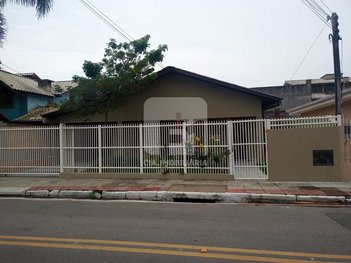 house em Rua Acary Margarida, Canasvieiras - Florianópolis - SC