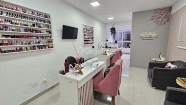 business em Rodovia Armando Calil Bulos, Ingleses do Rio Vermelho - Florianópolis - SC