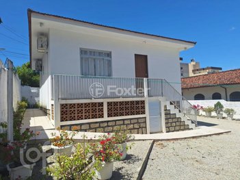 house em Servidão Anselmo Hipólito dos Santos, Costeira do Pirajubaé - Florianópolis - SC