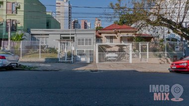 house em Rua Coronel Corte Real, Petrópolis - Porto Alegre - RS