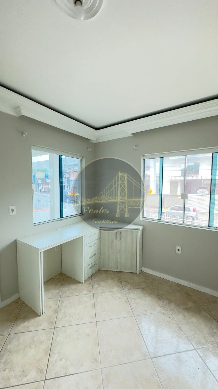 WhatsApp Image 2025-10-20 at 15.11