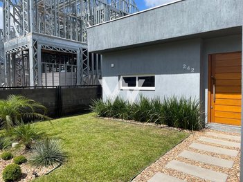 house em Rua Lourenço Ernani Dexheimer, Primavera - Dois Irmãos - RS
