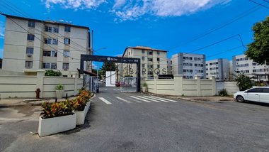 apartment em Rua Ibirarema, Santa Cruz - Rio de Janeiro - RJ