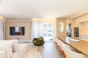 apartment em Rua Rosa Kaint Nadolny, Campo Comprido - Curitiba - PR