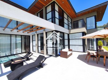 house em Rua dos Paulo Viriato Corrêa da Costa, Alto do Capivari - Campos do Jordão - SP