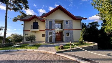 house em Avenida Fausto Bueno Arruda Camargo, Alto da Boa Vista - Campos do Jordão - SP