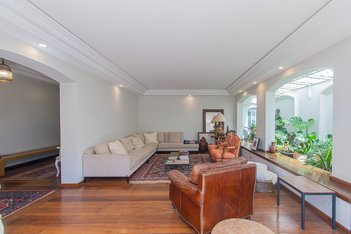 house em Rua Bragança, Pacaembu - São Paulo - SP