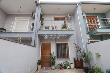 house em Rua Vereador Adão Santos, São José - Canoas - RS