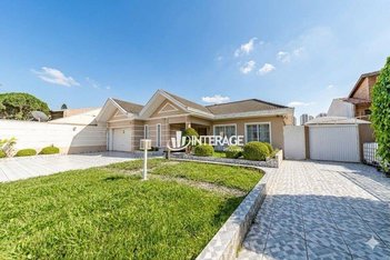 house em Rua Hildebrando de Araújo, Jardim Botânico - Curitiba - PR