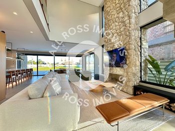 house em Rua Pedro Hygino da Silveira, Centro - Xangri-Lá - RS