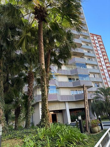 apartment em Rua Estêvão Bayão, Batel - Curitiba - PR