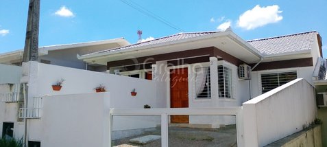 house em Rua Gleci Dias Carneiro, Bela Vista - Palhoça - SC