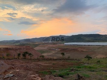 commercial_land_lot em Praça Fernão Dias, Extrema - Extrema - MG