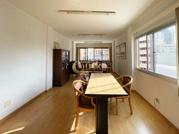 office em Dr Faivre, Centro - Curitiba - PR