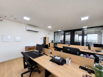 office em Rua Antônio Araújo, Centro - Passo Fundo - RS