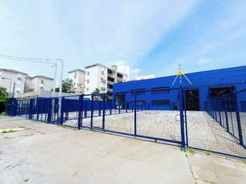 industrial em Avenida José Aloísio Filho, Humaitá - Porto Alegre - RS