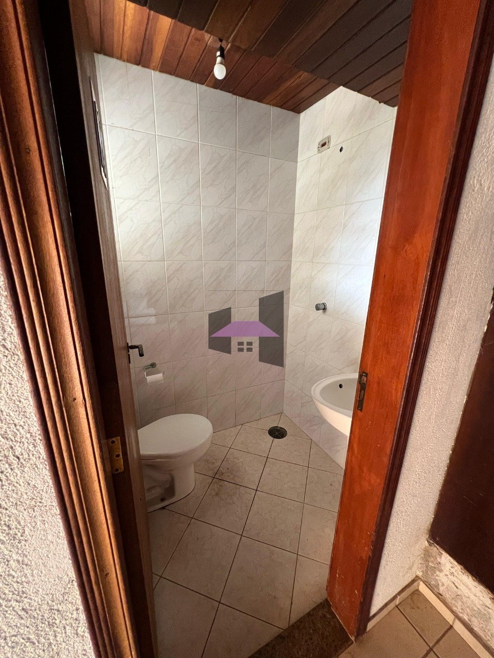 4f94a772-c816-42ec-a106-b7706f1a6a81