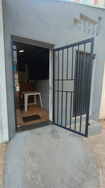 business em Avenida Aviador José Ângelo Simioni, Jardim Monte Azul - Lençóis Paulista - SP