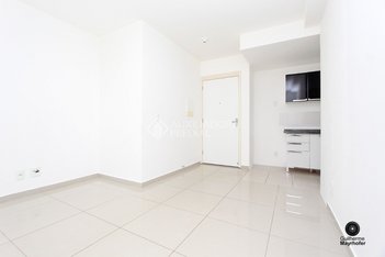 apartment em Avenida Engenheiro Francisco Rodolfo Simch, Sarandi - Porto Alegre - RS