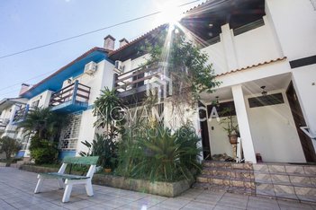 house em Rua Joaquim Cruz, Santo Antônio - Porto Alegre - RS