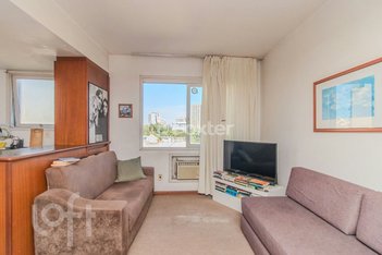 apartment em Rua Demétrio Ribeiro, Centro Histórico - Porto Alegre - RS