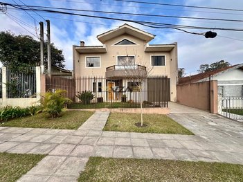 house em Rua Doutor Leocádio Cisneiros Corrêa, Xaxim - Curitiba - PR