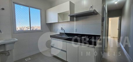apartment em Rua Rio de Janeiro, Brasil - Uberlândia - MG