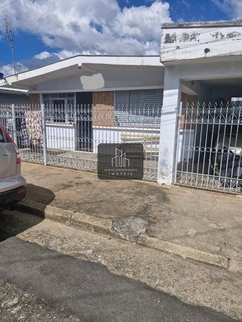 house em Rua Dona Celina Cruz, Jardim Gama Cruz - Poços de Caldas - MG