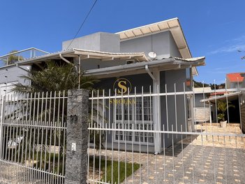 house em Rua Waldir Tolentino Rosar, Centro - São José - SC