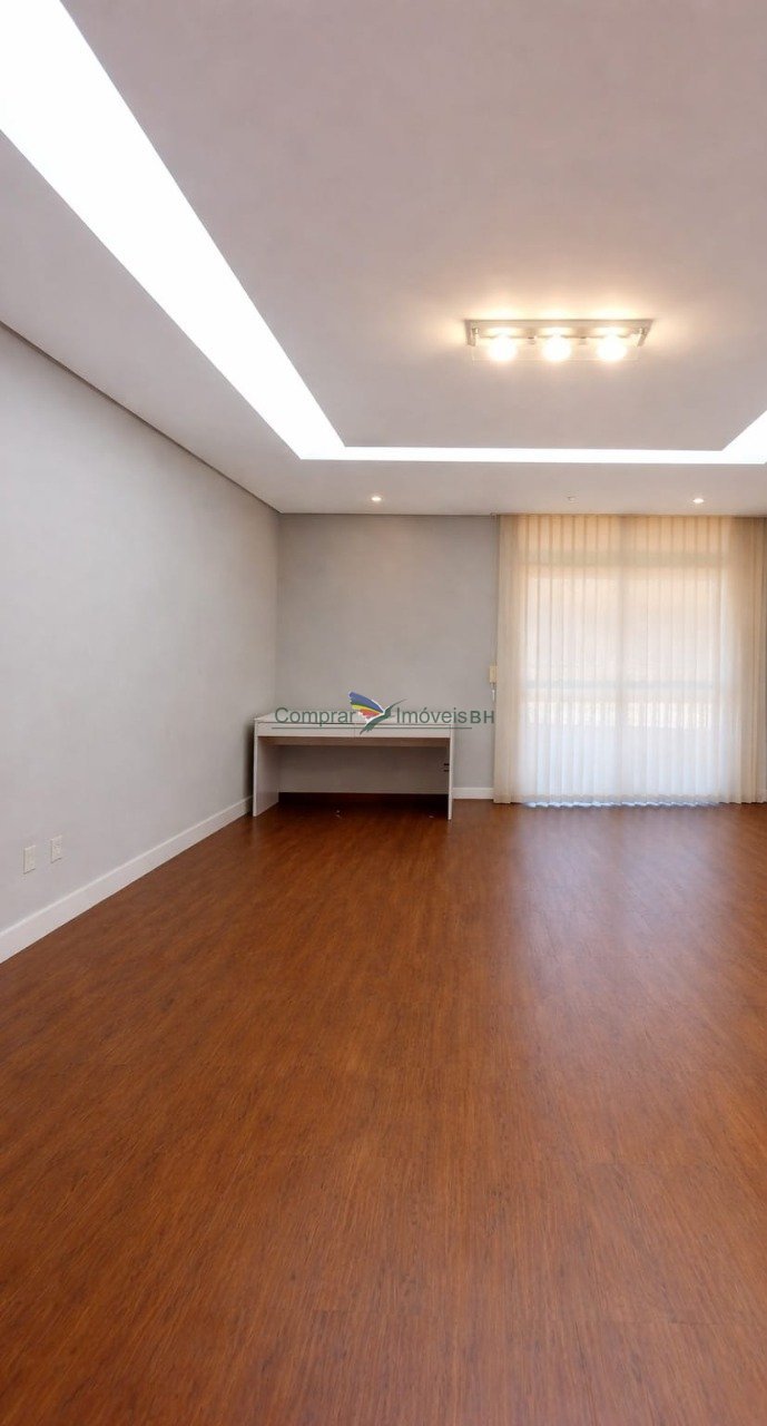 Apartamento com 3 quartos — Carlos Prates, Belo Horizonte