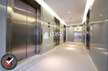 office em Rua Bacaetava, Vila Gertrudes - São Paulo - SP