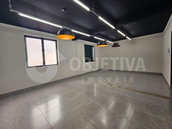 office em Rua Tiradentes, Fundinho - Uberlândia - MG