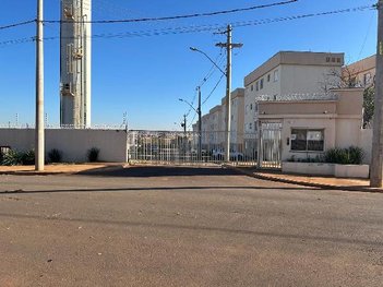 apartment em Rua José Maria Ferreira Brandão, Jardim dos Oitis - Araraquara - SP