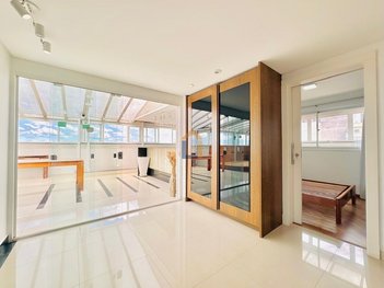apartment em Rua Alberto Bolliger, Juvevê - Curitiba - PR