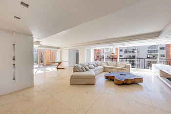 apartment em Avenida Túlio de Rose, Jardim Europa - Porto Alegre - RS