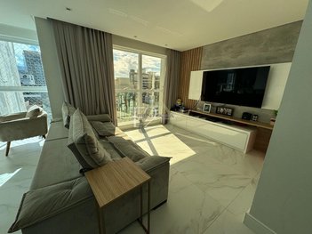 apartment em Rua 238, Meia Praia - Itapema - SC