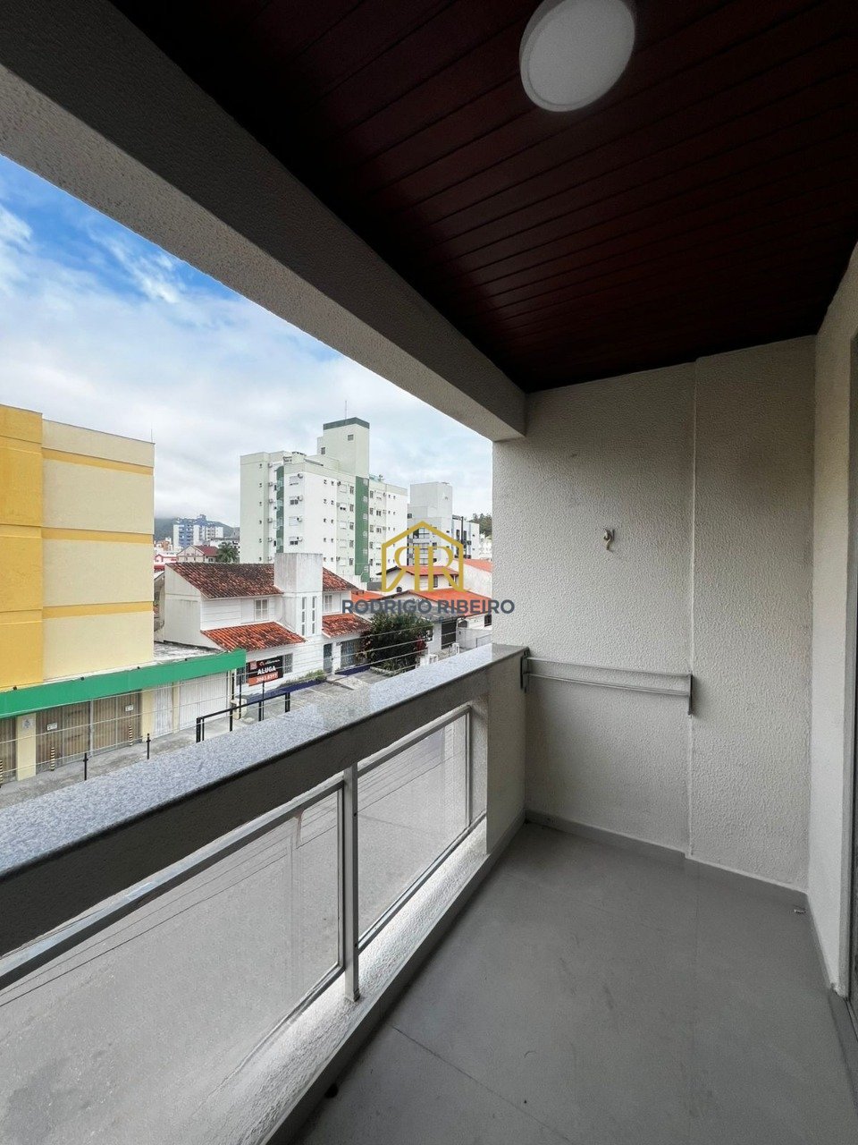 b1157402-2377-4580-a818-65c4102c1425